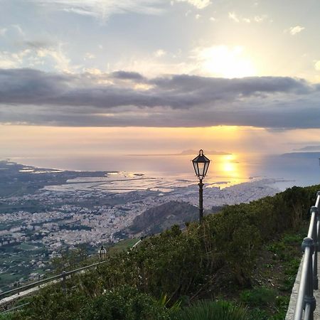 I Velieri Di Trapani Apartment Kültér fotó